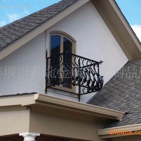 苏北别墅欧式铁艺窗台护栏 金属工艺防护栏 建筑窗台铁艺防护铁栏