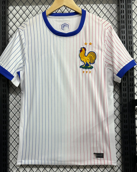 Una pieza de camiseta 2425 equipo nacional México Italia Brasil España Portugal uniforme de fútbol bordado