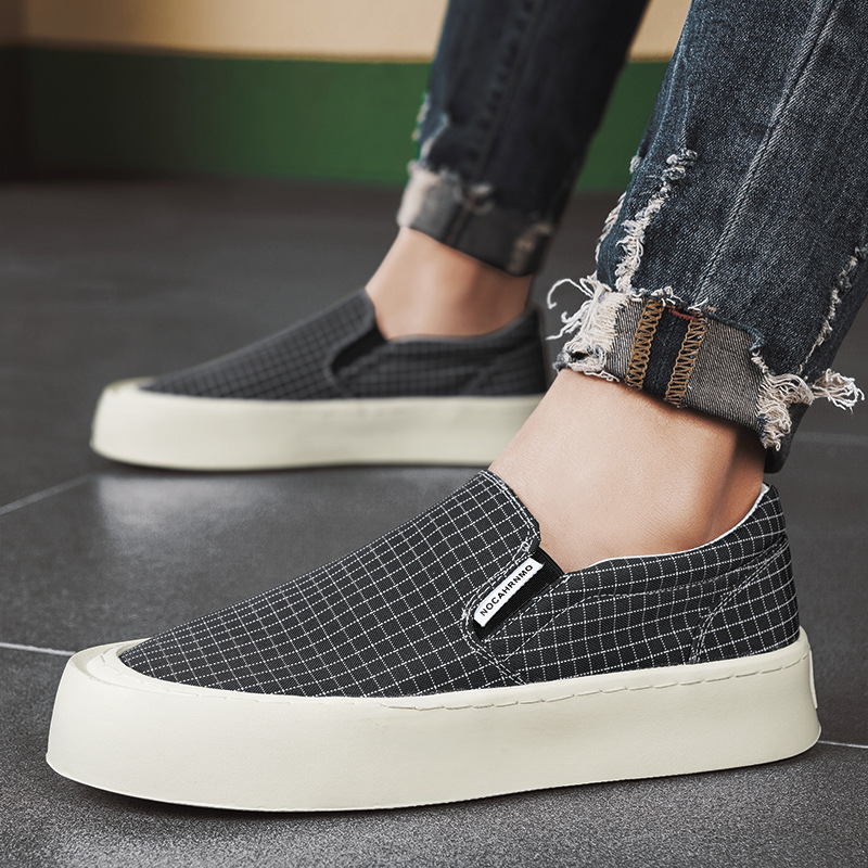 Zapatos de verano transfronterizos para hombres, zapatos de lona transpirables, zapatos de trabajo perezosos, zapatos casuales para hombres de moda al por mayor