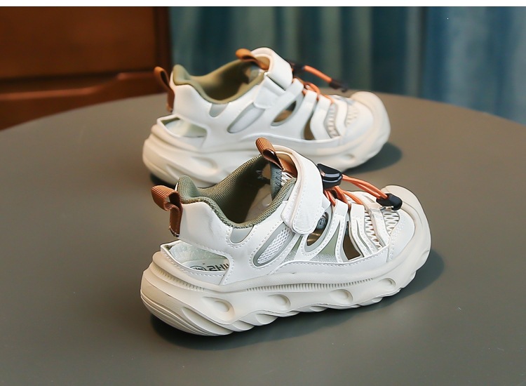 Lightweight Breathable Childrens Sandals Closed Toe Beach Shoes_voghion.com