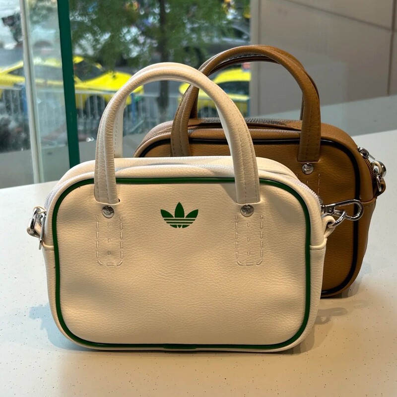 Adidas Same Style Trefoil Unisex Handbag 26 Styles Color-Blocking Small Square Bag Sports Shoulder Tote Crossbody Bag Adidas Same Style Trefoil Unisex Handbag 26 Styles Color-Blocking Small Square Bag Sports Shoulder Tote Crossbody Bag