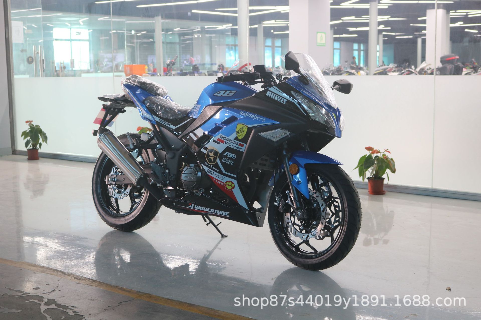 License-able motorcycle Kawasaki Ninja, twin-cylinder racing replica, Horizon sportbike, adult gasoline-powered sportbike, complete vehicle