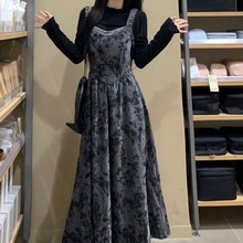 大码法式高级感丝绒背带连衣裙女秋冬胖mm遮肉显瘦长裙子两件套装