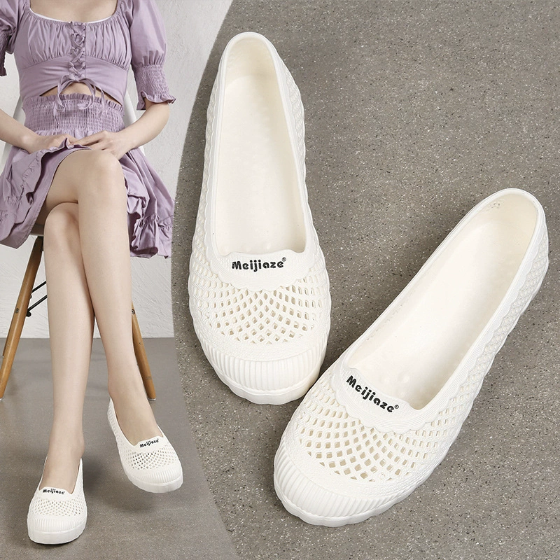 2024 новый солнечный дождь обувь модная мама обувь плоская подошва обувь сандалии желе дикие дышащие сандалии