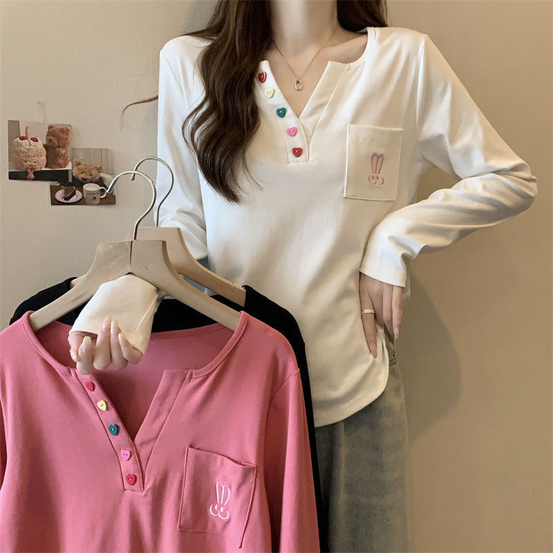 大きいサイズの婦人服の刺繍の正肩の長袖のtシャツの底のシャツの秋冬の太っているmmはお腹を遮ってやせています。|undefined