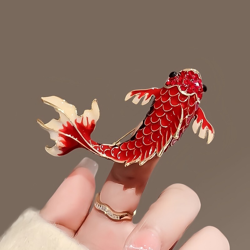 Retro New Style Fish Brooch Every Year, High-End and Exquisite New Year's Festive Carp Corsage Sweater Suit Pin Accessories