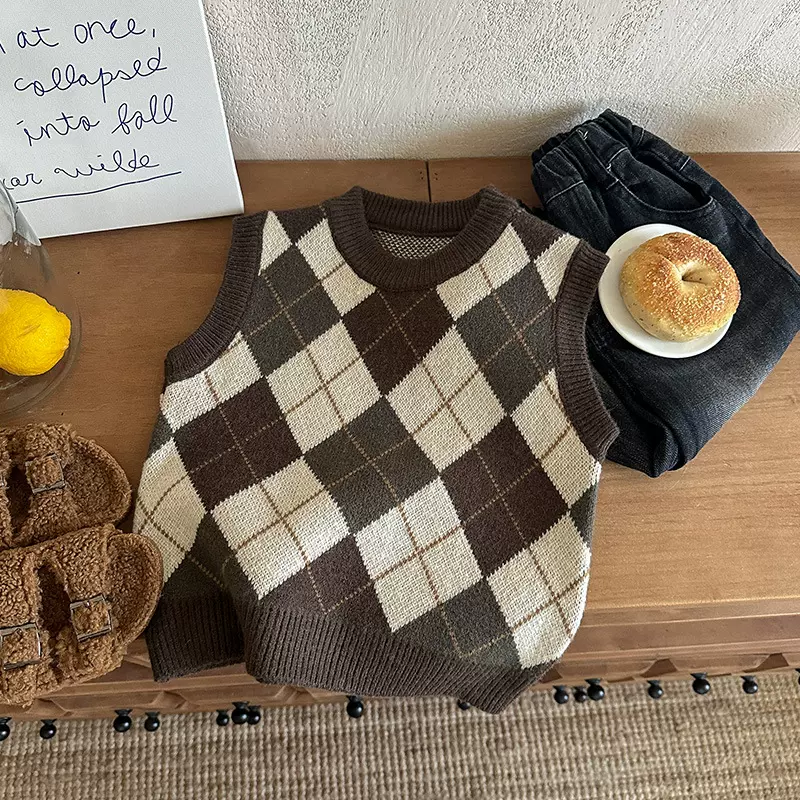 男童菱形格马甲春秋外穿秋冬男宝毛衣2025新款儿童韩版针织背心潮