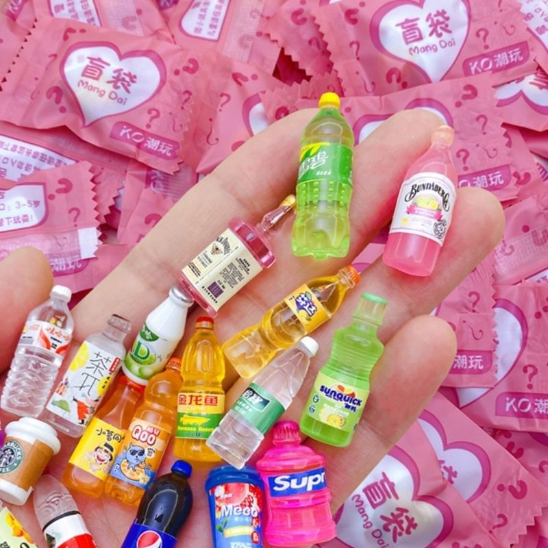 人気のシミュレーションミニチュア食品おもちゃブラインドバッグミニワインボトル樹脂 DIY ジュエリーアクセサリー混合卸売|undefined