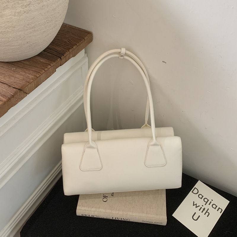 Bolsa de almohada fresca retro de gran capacidad, bolso de hombro de moda extranjera, textura coreana, bolso de moda diaria.