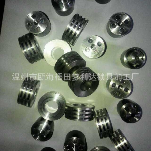 机械加工数控车床瑞安仪表报警配件厂家直销汽车工业级警灯