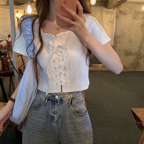 White T-shirt Women's Summer  New Design Fashion Niche Short Sleeve Instagram Short V-Neck Top Women's