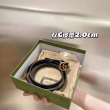 �¿�ţƤŮʿ��Ƥ��Ů��ĸ���gƤ���r�аٴ������b����eţ��ѝ�~