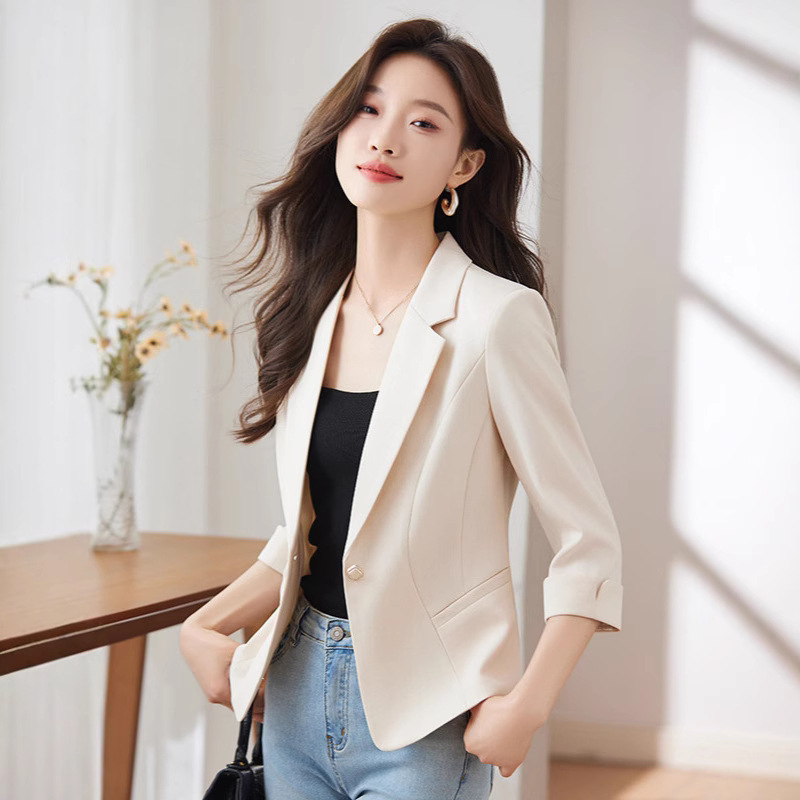 Casual Three-Quarter Sleeve Blazer for Women, Autumn 2026 New Fashion Style, Elegant Slim-Fit Short Suit Jacket