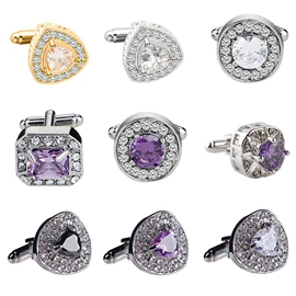 胸针;项链;袖扣