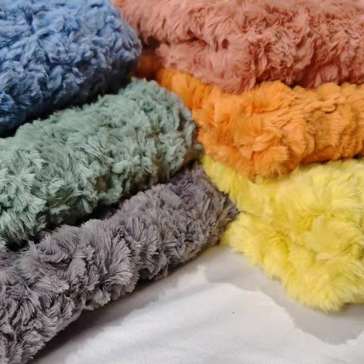 Net red explosions polyester 800g solid color curly rabbit hair brush flower fabric coat toy slippers fabric multi-color optional Net red explosions polyester 800g solid color curly rabbit hair brush flower fabric coat toy slippers fabric multi-color optional