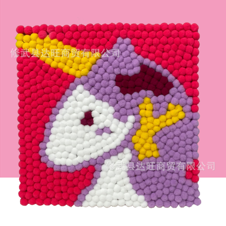 MQH20-026 / 20*20cm (wooden frame + canvas + hair ball + tweezers)