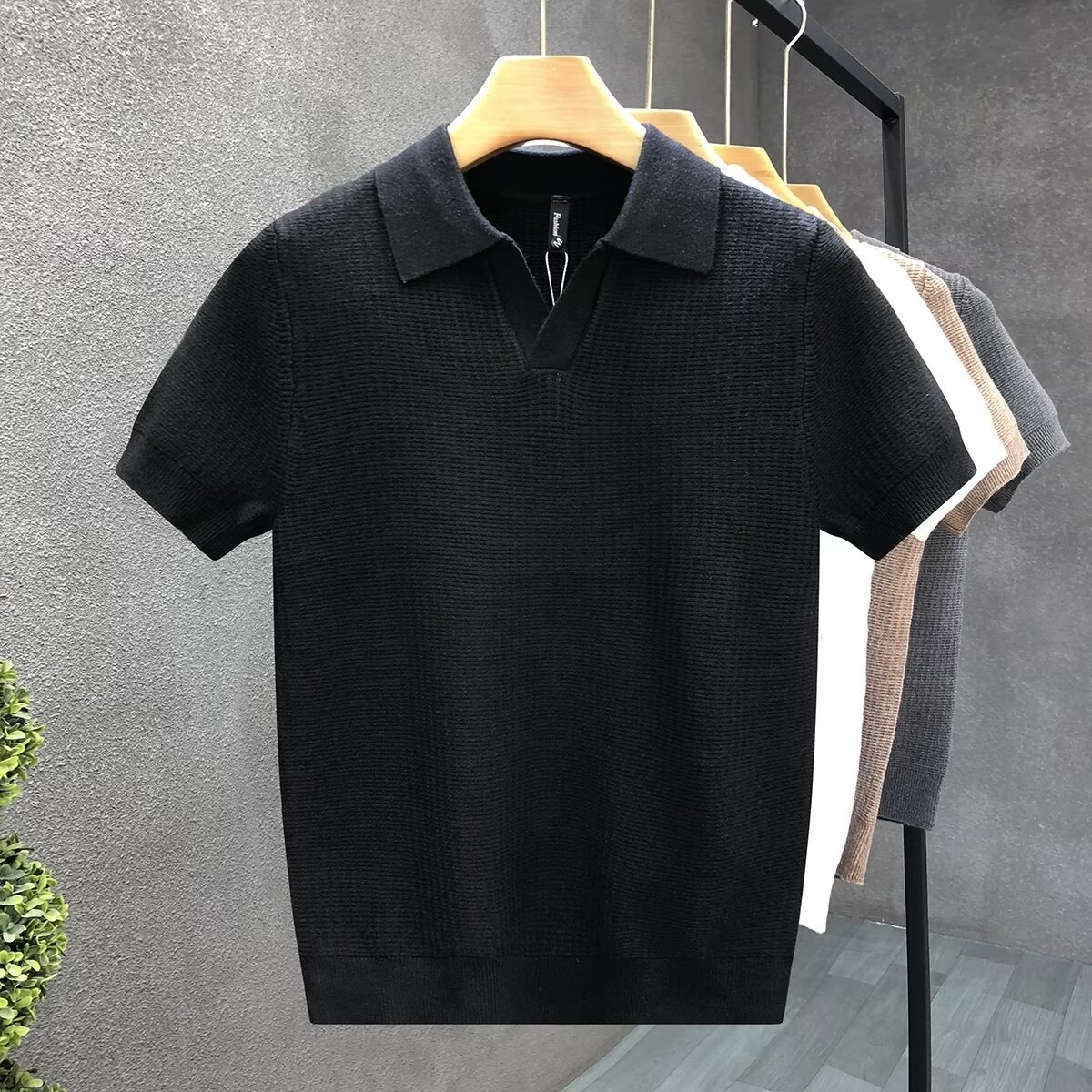 summer breathable light and thin knitted polo for leisure