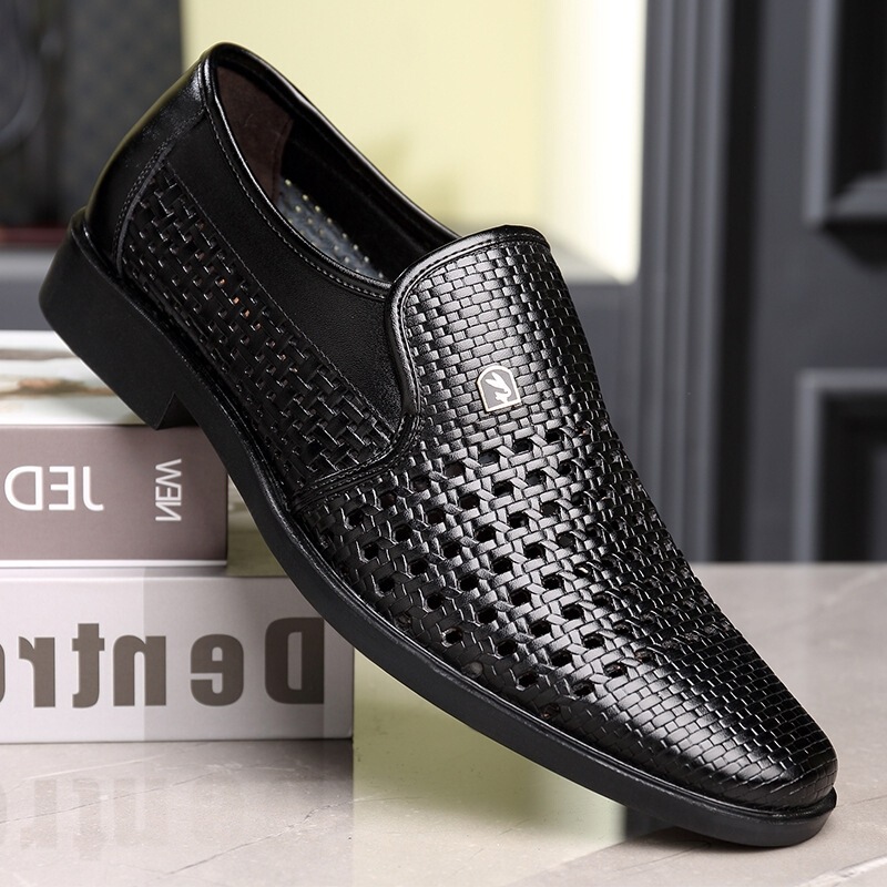 Perforated Shoes Men's Sandals Leather Summer Leather Sandals Men's Clogs Hollow White Business Formal Casual Shoes Perforated Shoes Men's Sandals Leather Summer Leather Sandals Men's Clogs Hollow White Business Formal Casual Shoes