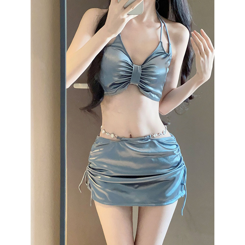 New 2025 Women's Silver Swimsuit High-End Sexy Two-Piece Bikini Set for Spring Resort Fashionable Vacation Outfit_voghion.com