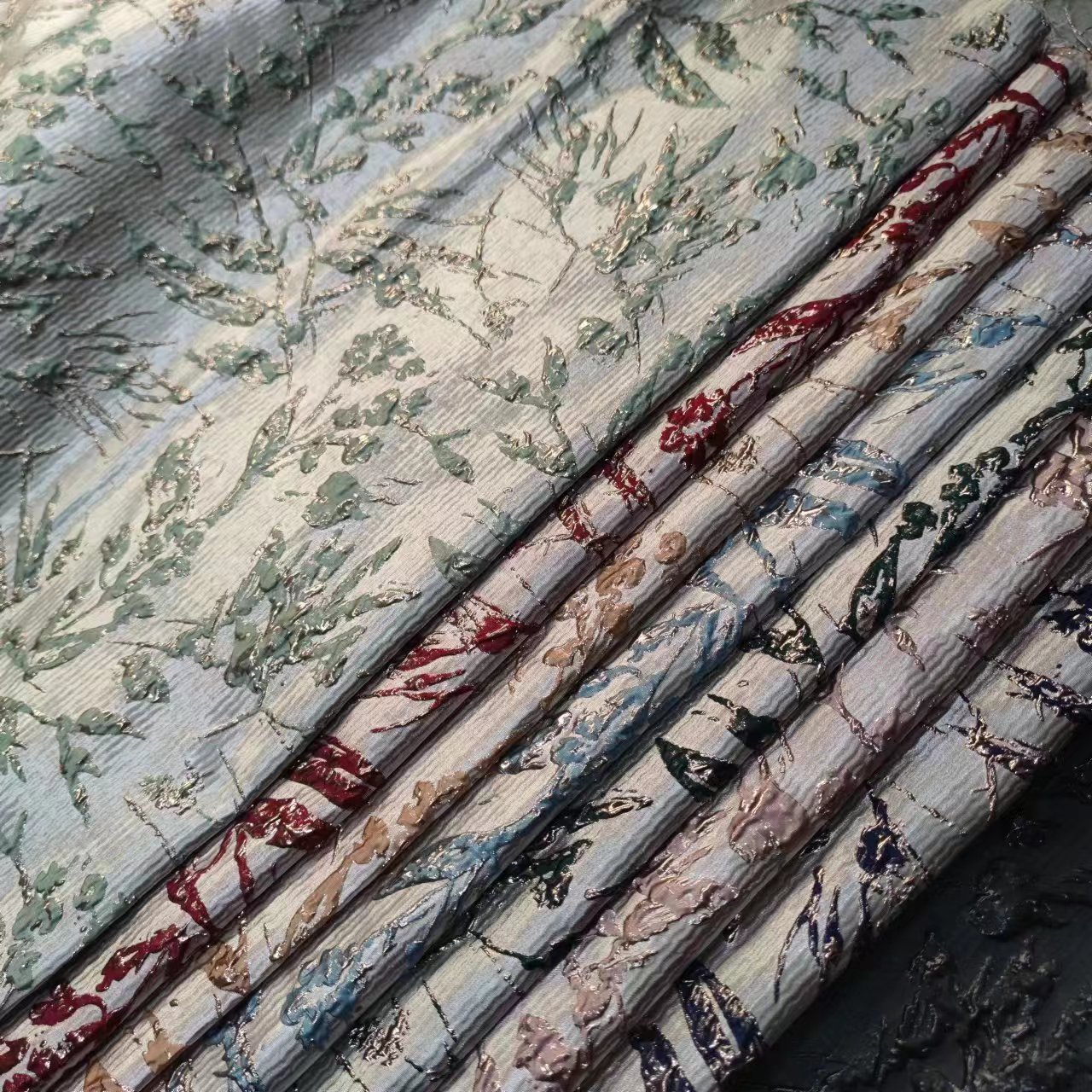 浮雕树叶花 梭织提花 大花朵提花布 金属树叶花