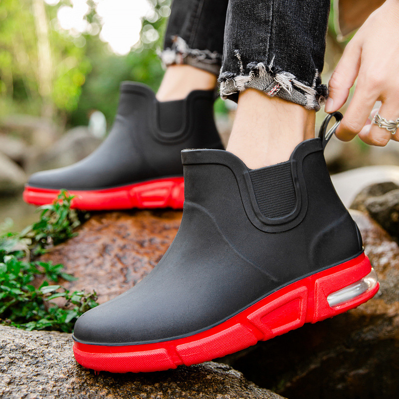 Botas de lluvia antideslizantes a juego de color de moda para hombres cortas resistentes al desgaste impermeables Botas de lluvia bajas cocina lavado de coches pesca trabajo cubierta de goma zapatos