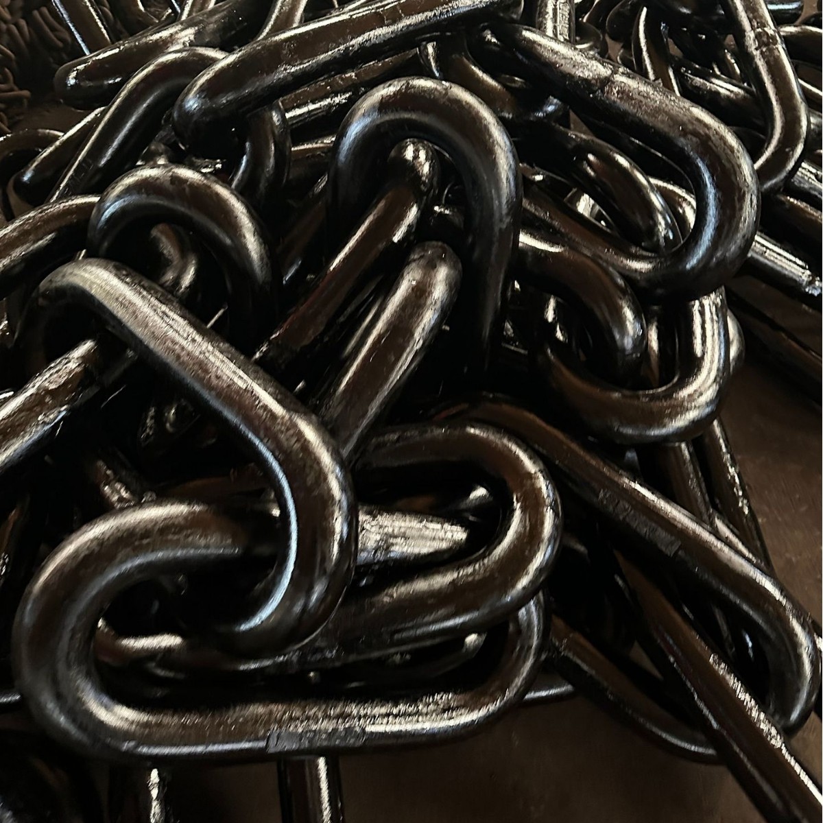 多规格船用有档锚链 强度高锰钢船舱用锚链 供应焊接船用无档链条