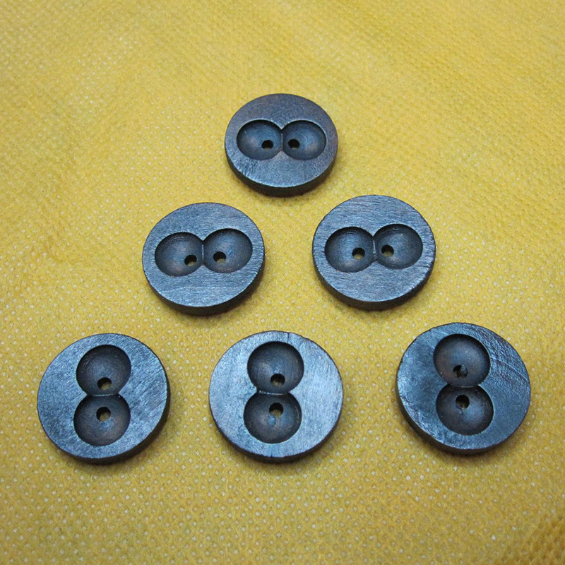 厂家直供木纽扣木球木圈木珠木棒木纽扣木皮带扣木红旗