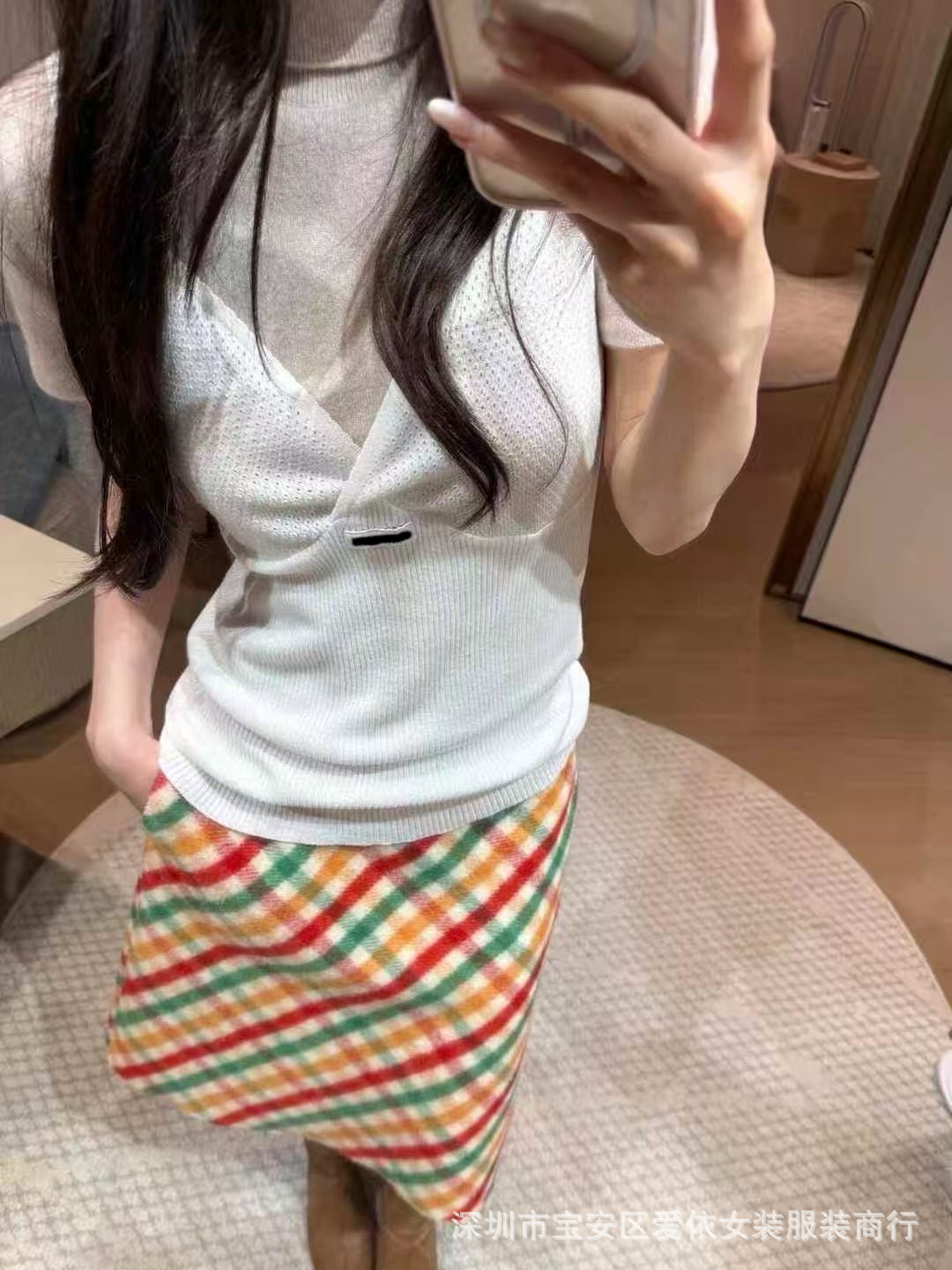 High-Quality Products from Nanyou! Celebrity-Inspired Letter Embroidery Hollow-Out V-Neck Slim-Fit Camisole Top for Layering, Spring 2026