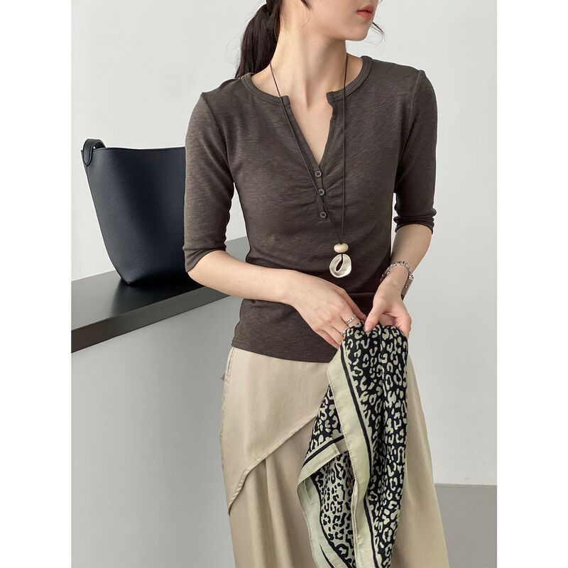 Then, the Korean-style Henry collar, pure and alluring, five-quarter sleeve, slim-fit, straight-shoulder, mid-sleeve T-shirt N829 Then, the Korean-style Henry collar, pure and alluring, five-quarter sleeve, slim-fit, straight-shoulder, mid-sleeve T-shirt N829
