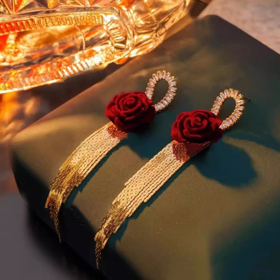 Ankola Red Rose Flower Earrings, Elegant Sparkling Diamond Earrings, High-End Long Tassel Niche Earrings