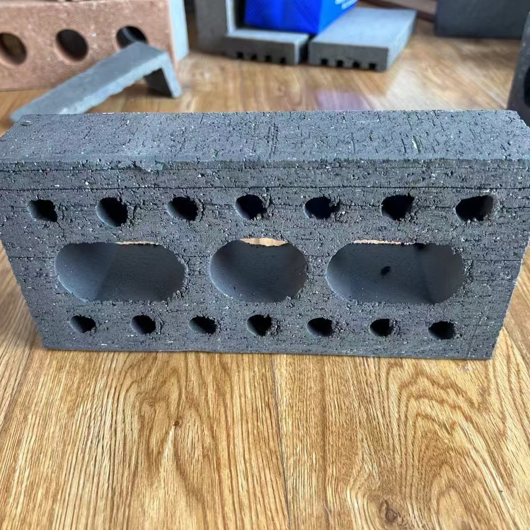 江苏宜兴厂家量大从优多孔镂空三孔深青灰色墙体保温清水墙砌块