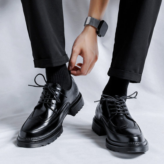 Wholesale Men's Korean Style Wedding Groom Leather Shoes Men's Business Dress Brock British Style Casual Leather Shoes