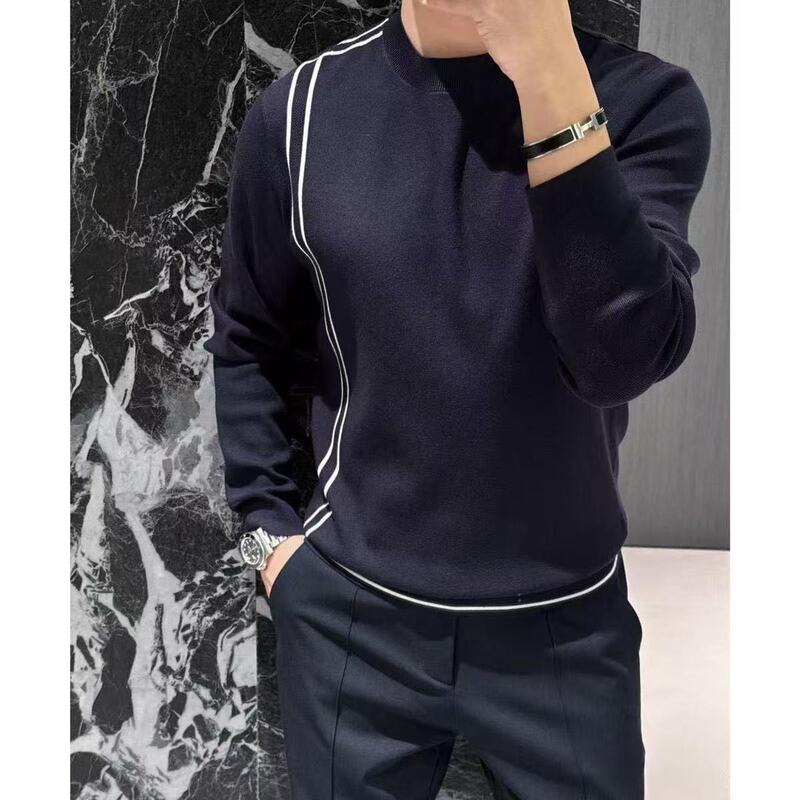 New autumn and winter long-sleeved base shirt for men, versatile knitted sweater, round-neck sweater, trendy and stylish with a high-end feel