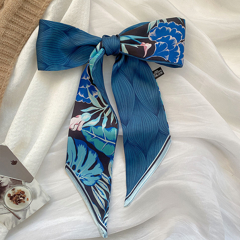 Plátano hoja de ginkgo azul