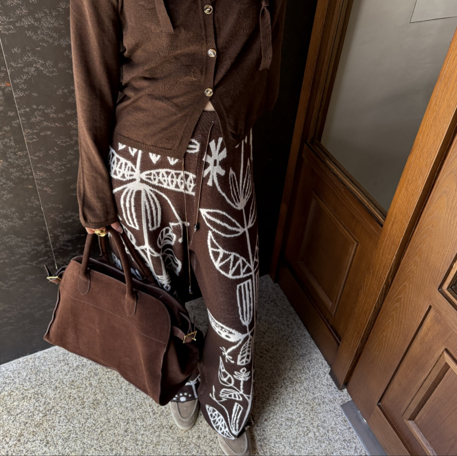 【醋酸山羊绒】2025秋季新款复古刺绣印花整件直筒宽松针织裤