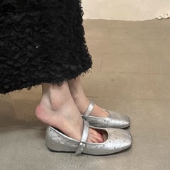 内の高くなった靴の女性2025の柔らかい底は疲れません。