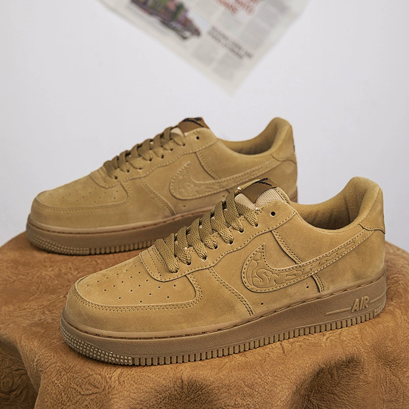 Обувь низкие кроссовки (Air Jordan, Nike Air Force 1)
