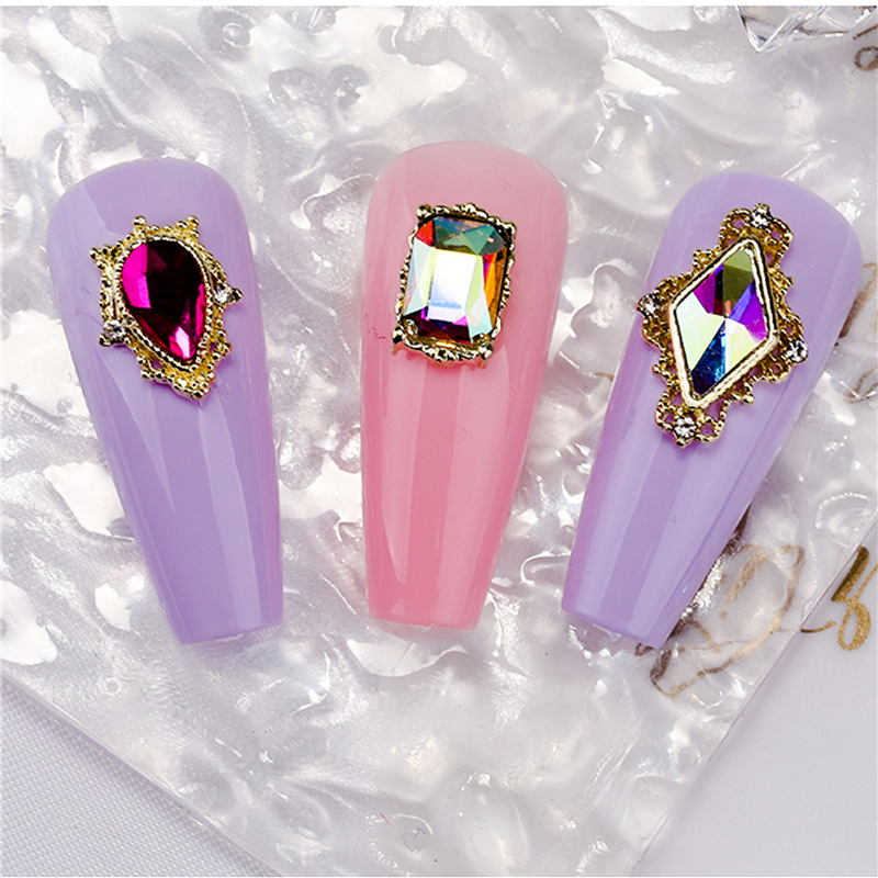 24 rejilla de uñas decoraciones mixtas remache de Cristal Oso arco tienda conjunto completo de joyería de uñas DIY