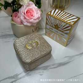 D25圣诞限定赠礼金色首饰收纳盒限定化妆包两件套简约时尚手拿包