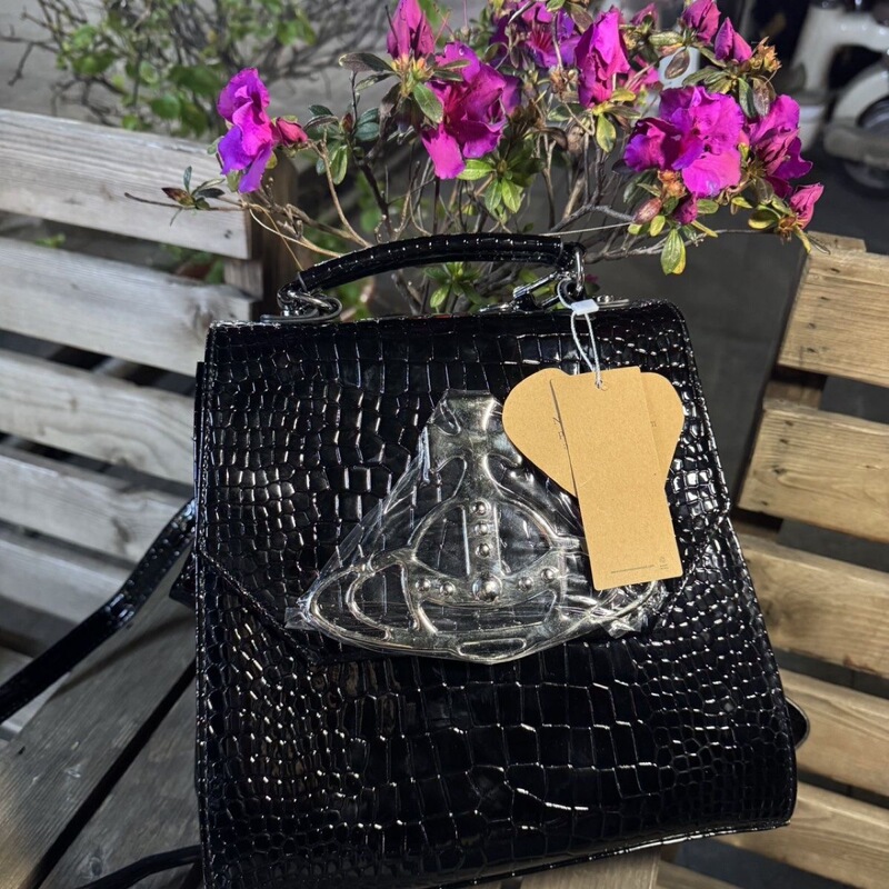 [Cabinet Quality] Empress Crocodile Pattern Backpack Saturn Large Logo Sweet Cool Style Large Capacity Black Backpack