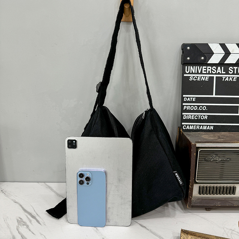 Bolso bandolera de un solo hombro de la marca de moda japonesa Bolso de viaje simple y versátil de gran capacidad resistente al desgaste Bolso portátil portátil portátil de viaje ligero