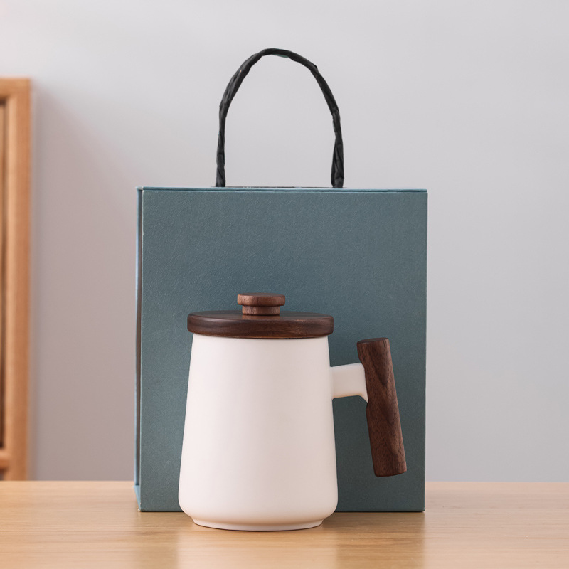 Mango de madera taza de cerámica taza de café taza de agua taza con cubierta de acero inoxidable logos grabados