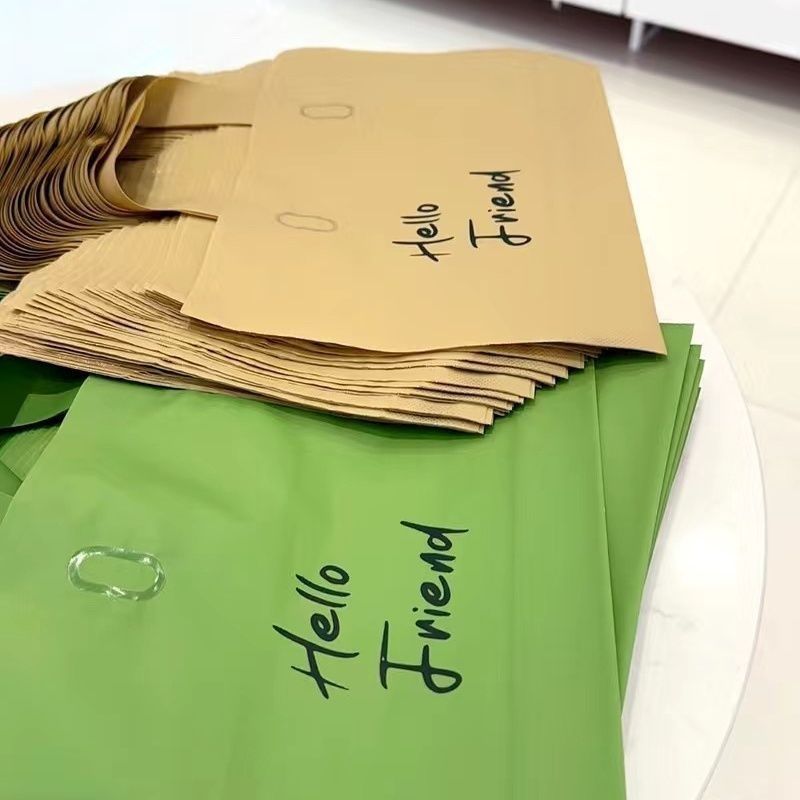 时尚简约磨砂塑料手提袋教师节礼物钱袋子其他可简约现代