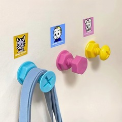 多巴胺彩色螺丝钉挂钩入户免打孔衣帽挂钩客厅玄关有趣的墙面装饰