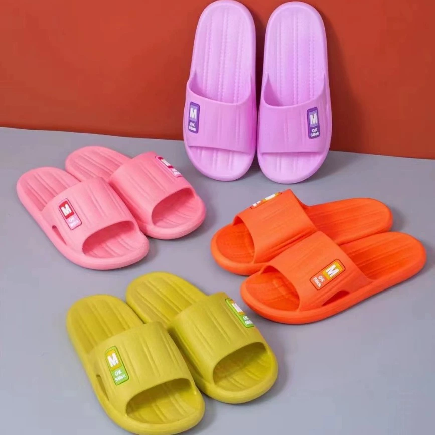 Тапочки женские домашние летние простые английские домашние модные Универсальные банные Нескользящие прочные пластиковые женские сандалии