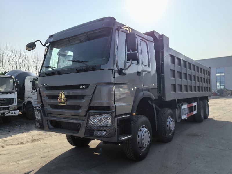 Export China Sinotruk Howo V7-X Dump Truck 430 Horsepower Front Four Rear Eight Mining Slag Transport Trailer