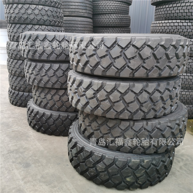 供应钢丝轮胎130K吊车365/85R20 越野花纹轮胎