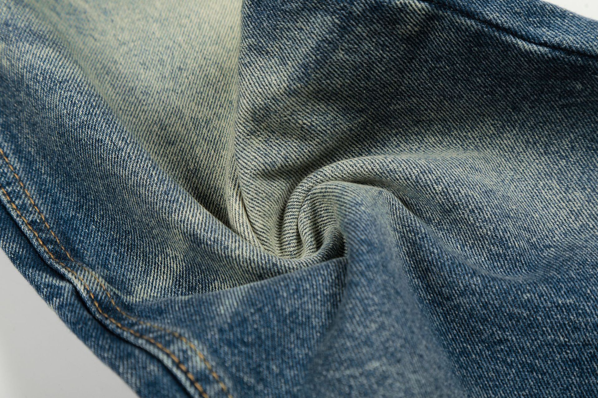 Unisex High Quality Denim Jeans High Street Retro Style Whiskered Texture Design Loose Straight Leg For Men_viptrois.com