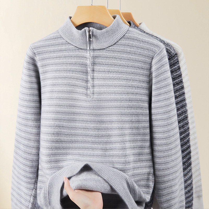 Maglione invernale da uomo in maglia jacquard con cerniera, motivo a blocchi di colore e a righe, strato di base spesso da 320 g, vestibilità ampia e collo alto._voghion.com