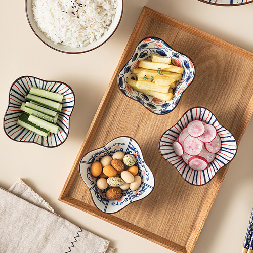 Retro Japanese simple sauce vinegar flower flavor dish household underglaze color hotel snack dipping seasoning side dish peanut dish